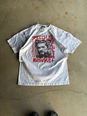 Vintage Nirvana 'Smells Like Teen Spirit' Graphic Tee - White/Red